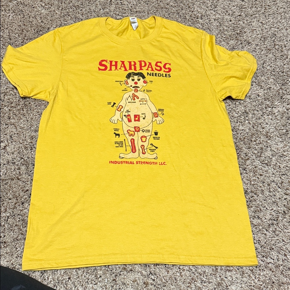 Fruit of the Loom Iconic Tee in Yellow